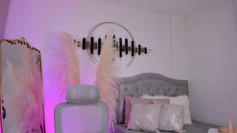 Lara  online show from February 11, 10:58 am