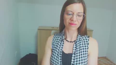 Snapshot of larawintersxxx chatting on February 9, 12:49 am larawintersxxx online show from February 9, 12:49 am
