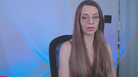 larawintersxxx online show from December 20, 9:44 pm