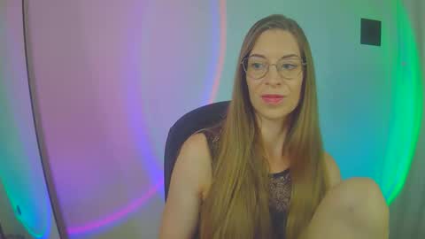 larawintersxxx online show from October 26, 8:08 pm