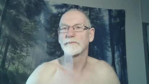 Larbie online show from December 27, 3:37 pm