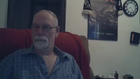 Larbie online show from January 1, 12:21 am