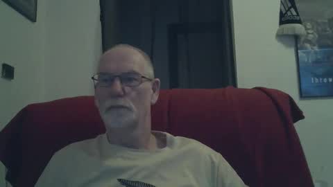 Larbie online show from March 9, 1:46 am
