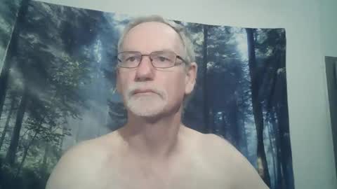 Larbie online show from March 1, 9:37 pm