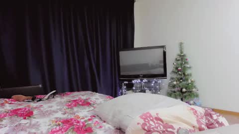 Snapshot of larisa_dolbimaya chatting on January 7, 3:02 pm Larisa Lavriki online show from January 7, 3:02 pm