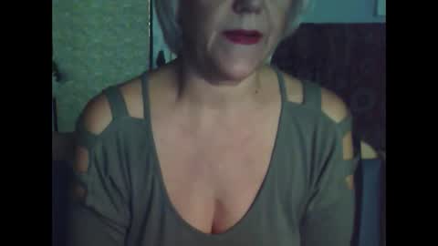 Snapshot of larisaq4ugo24 chatting on September 12, 8:16 am larisaq4ugo24 online show from September 12, 8:16 am