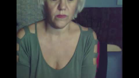 Snapshot of larisaq4ugo24 chatting on September 14, 8:38 am larisaq4ugo24 online show from September 14, 8:38 am