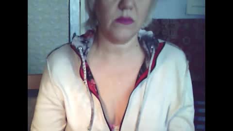 Snapshot of larisaq4ugo24 chatting on March 2, 7:32 am larisaq4ugo24 online show from March 2, 7:32 am