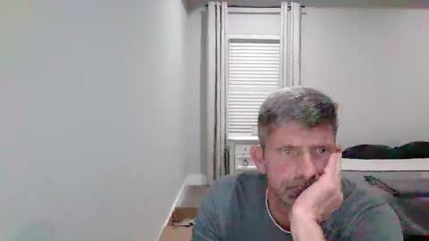 larry77733217 online show from December 17, 2:18 am