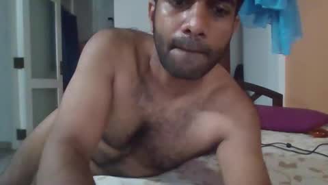 lasindu37 online show from May 17, 6:39 pm