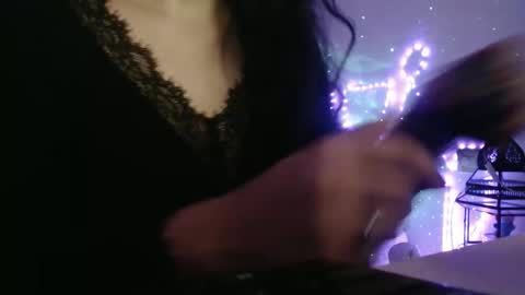 Auri online show from February 17, 4:00 am