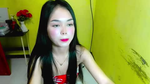 Kendra online show from January 9, 1:39 pm