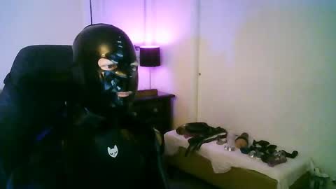 latexminheadroom online show from October 17, 2:59 am