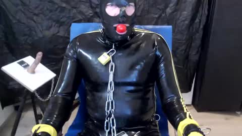 latexslaafboy online show from February 17, 7:15 am