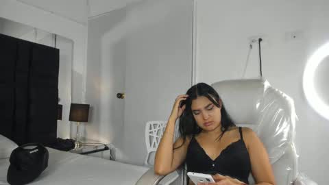 Snapshot of latin_couple20y chatting on February 9, 9:58 am Johana y Santiago online show from February 9, 9:58 am