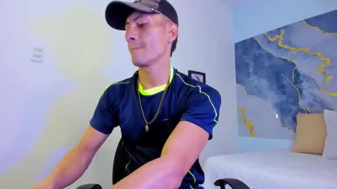 crissex  online show from October 23, 12:06 pm