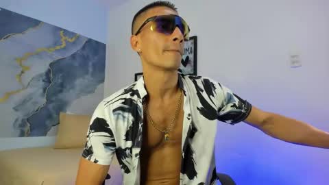 crissex  online show from November 15, 2:07 pm