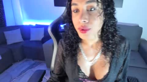 instagramlatin goddessx   im nikoll online show from January 31, 8:33 pm
