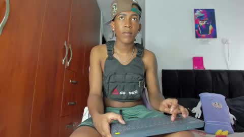 kay online show from February 11, 9:18 pm