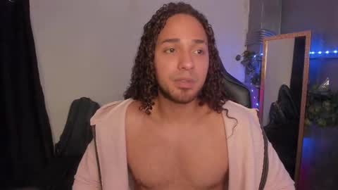 Snapshot of latin_luxury_i chatting on March 11, 6:08 am Free OF online show from March 11, 6:08 am