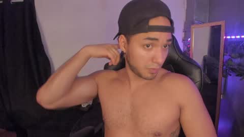 Snapshot of latin_luxury_i chatting on December 13, 4:54 am Free OF online show from December 13, 4:54 am