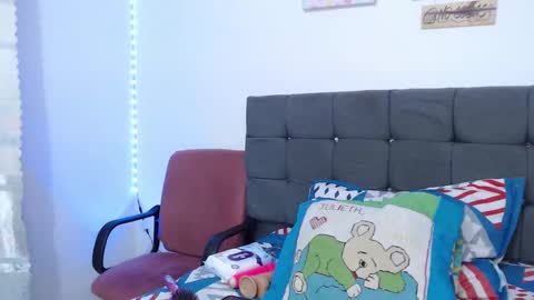 karen online show from February 11, 11:47 am