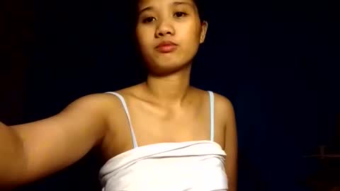 latina_shaine online show from May 17, 11:36 pm