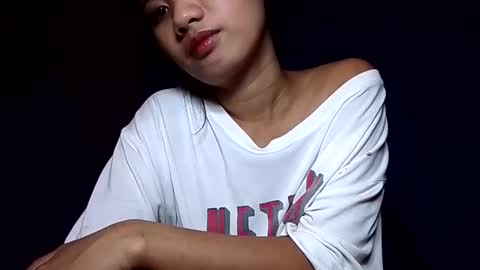latina_shaine online show from June 9, 12:00 am