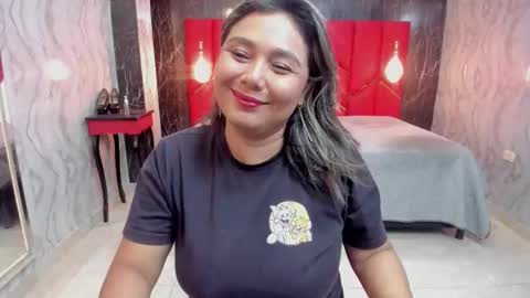 EMMA   online show from March 16, 2:54 pm