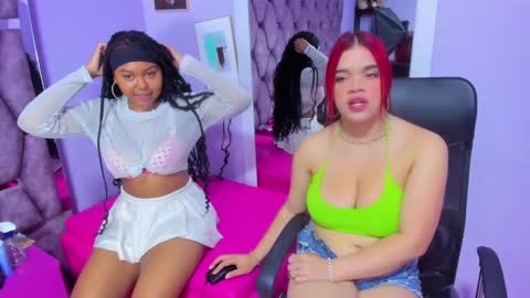 latinas_anales online show from March 6, 3:56 pm