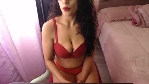 Snapshot of latinboobs23 chatting on March 6, 6:05 pm latinboobs23 online show from March 6, 6:05 pm