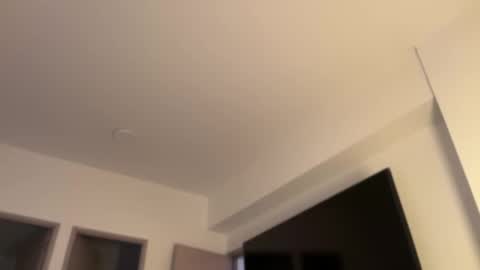 Hi -  online show from February 28, 5:44 am