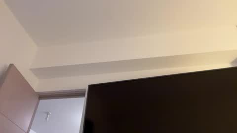 Hi -  online show from November 20, 5:50 am