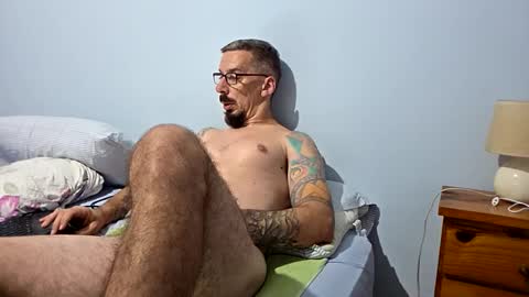 latinheat95 online show from February 19, 10:53 pm