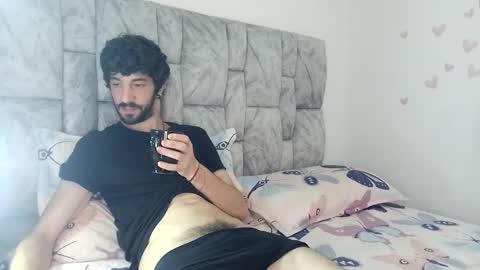 latinlustandfrenchkiss online show from May 24, 8:48 pm