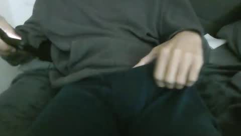 latinman7945 online show from February 18, 7:41 am