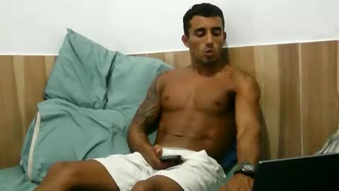 latinmarian online show from April 4, 12:28 am