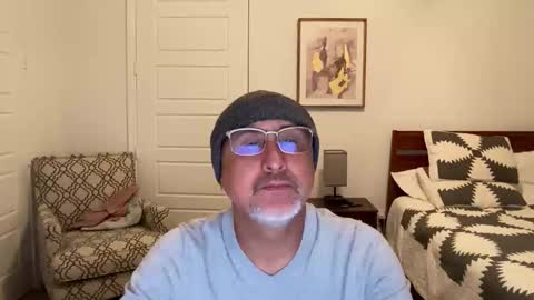 Snapshot of latinnous chatting on October 13, 2:57 am QS - INDEPENDENT MODEL online show from October 13, 2:57 am