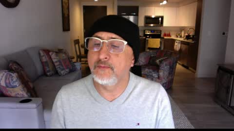 Snapshot of latinnous chatting on February 26, 5:42 pm QS - INDEPENDENT MODEL online show from February 26, 5:42 pm