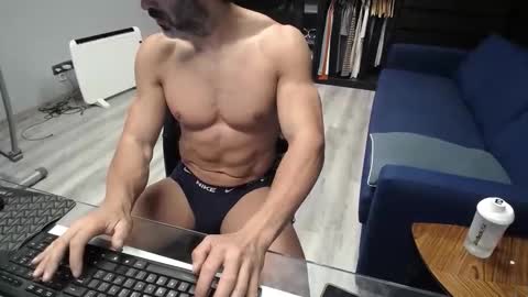 sam online show from November 4, 5:36 pm