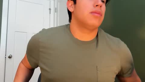 latino_hotcb1 online show from February 24, 4:58 pm