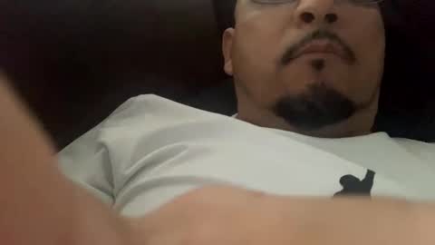 Snapshot of latn_73 chatting on December 3, 10:45 pm Mexakin online show from December 3, 10:45 pm