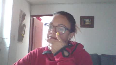 Laura online show from February 16, 8:18 pm