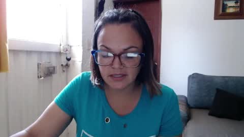 Laura online show from June 19, 6:47 pm