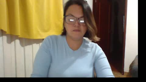 Laura online show from May 23, 1:34 am
