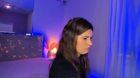 Laura online show from May 17, 10:46 am