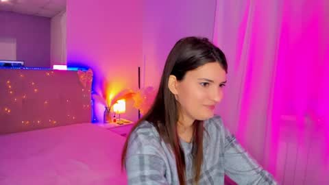 Laura online show from April 10, 6:30 am