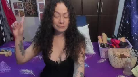  Wen  online show from January 19, 4:17 pm