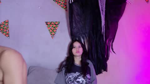 laura_and_kevin online show from October 9, 6:02 pm