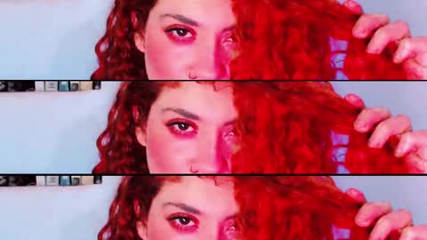 Snapshot of laura_fountain_ chatting on February 19, 2:11 pm weedcam Curly Laura OF    online show from February 19, 2:11 pm